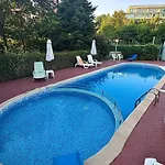 شقة Robinson Garden ساني بيتش